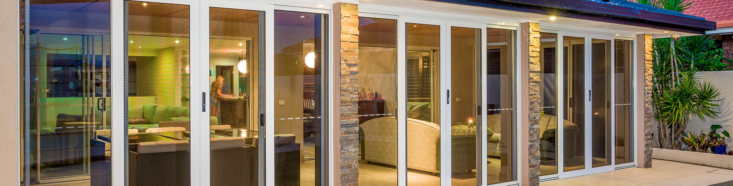 Crimsafe® sliding doors feature image